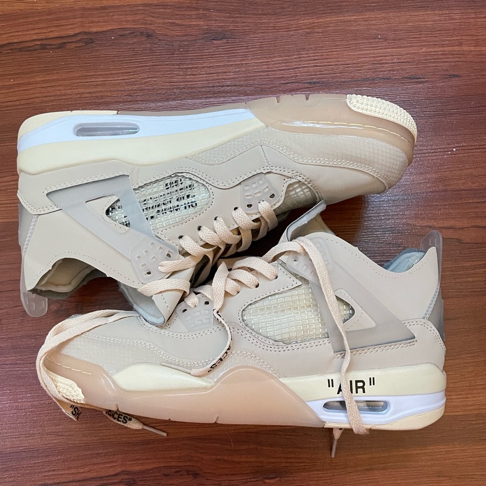 Off White Jordan 4